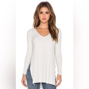 NWT! FREE PEOPLE ‘We the Free’ Tuesday Long  Sleeve Top- Light Gray Heather! XS